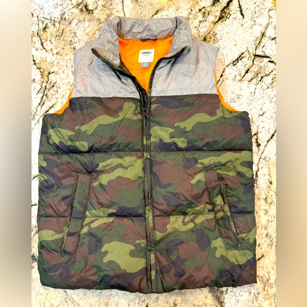 Old Navy puffer vest camo and orange youth XL